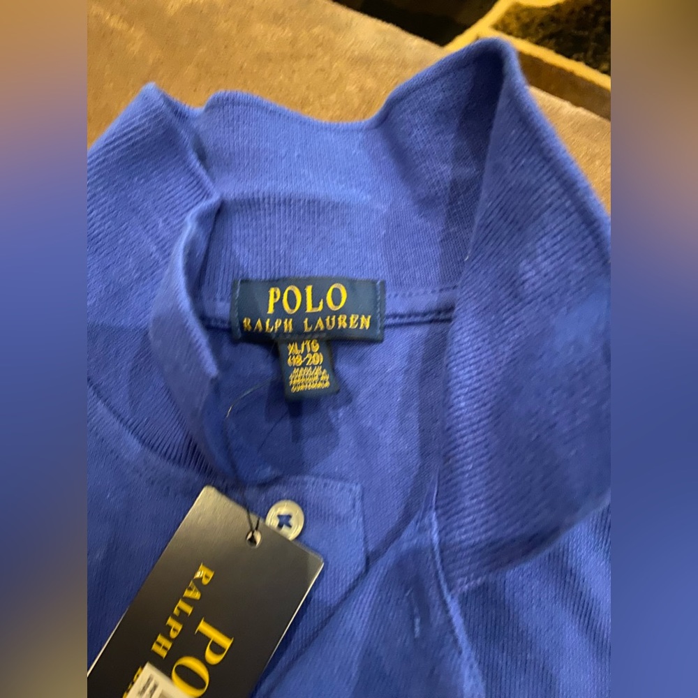 Polo - Picture 5 of 5